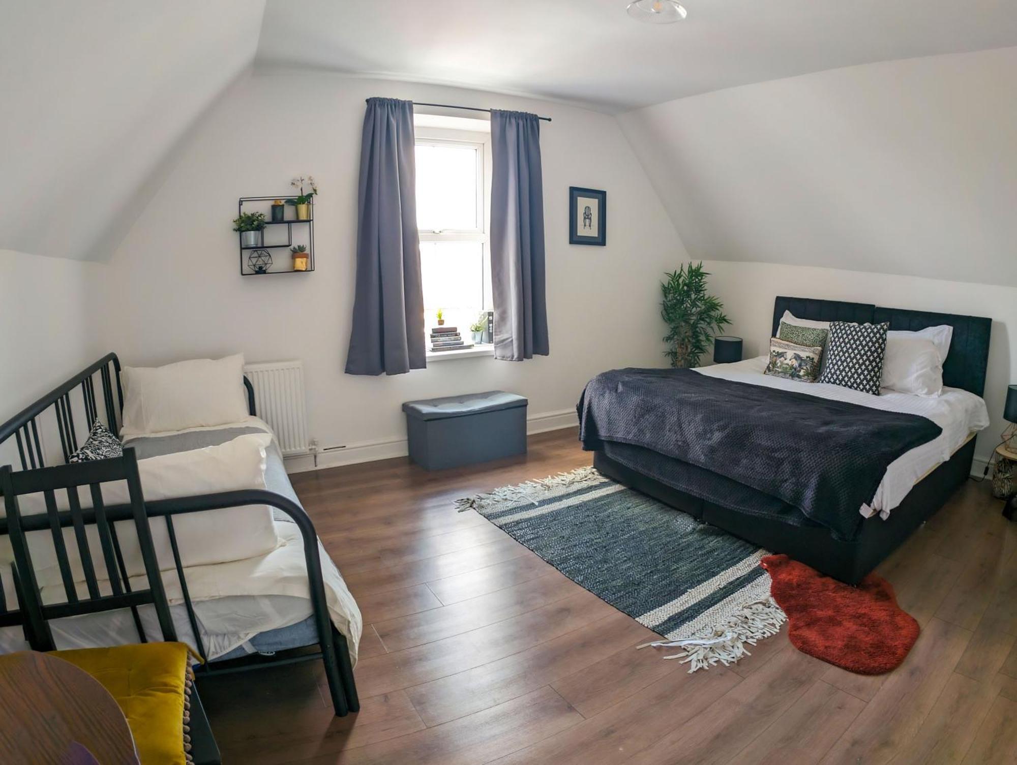 Phenix Central - Huge 3 Bed, Super Equipped Apartment. Cardiff Luaran gambar